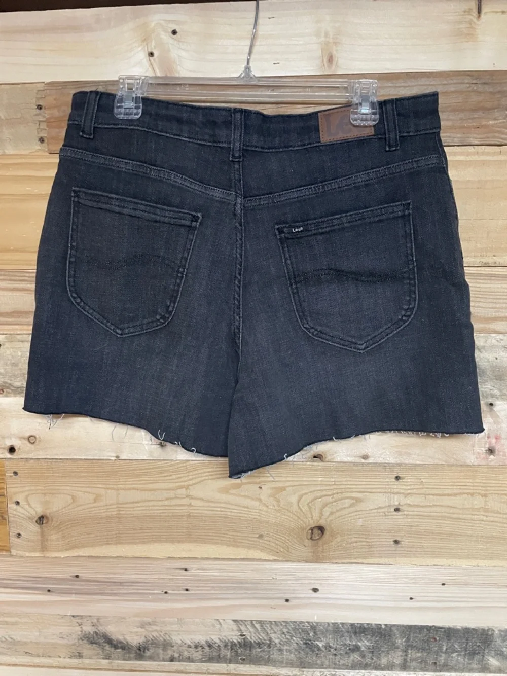 Lee size 14M Black Mineral Wash Frayed Hem Stretchy High-rise Relax Denim Shorts - Picture 10 of 13